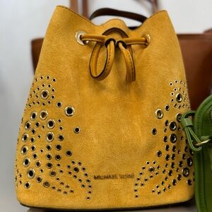 Michael Kors " Cary" Suede Bucket Bag *NWT*